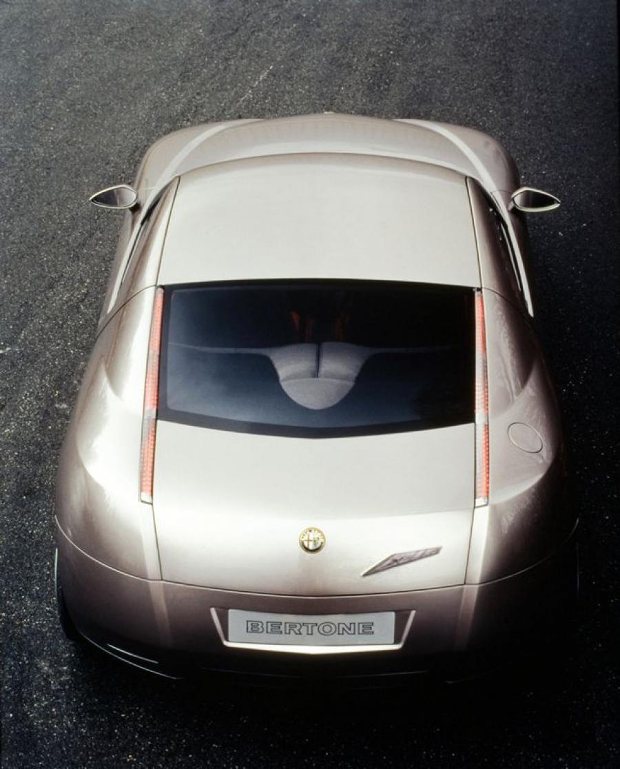  Alfa Romeo Bella Concept 1999 года  (фото 5 из 15)